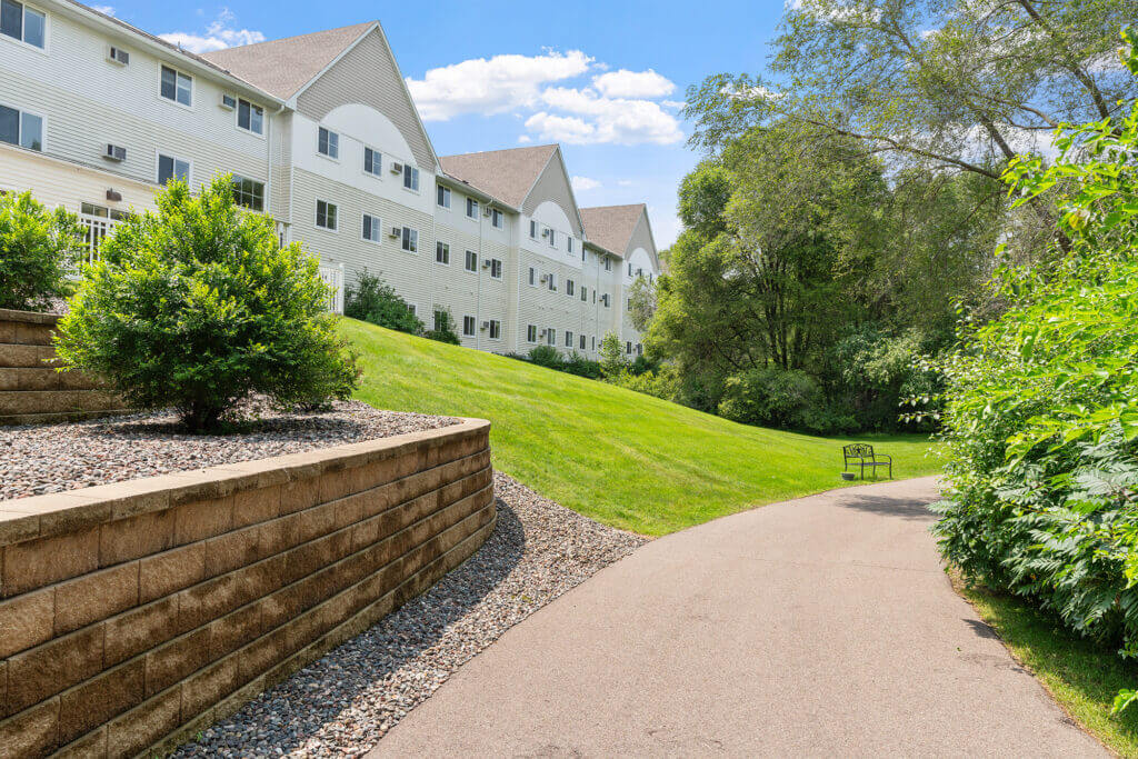 ACC-gallery-walking-trail