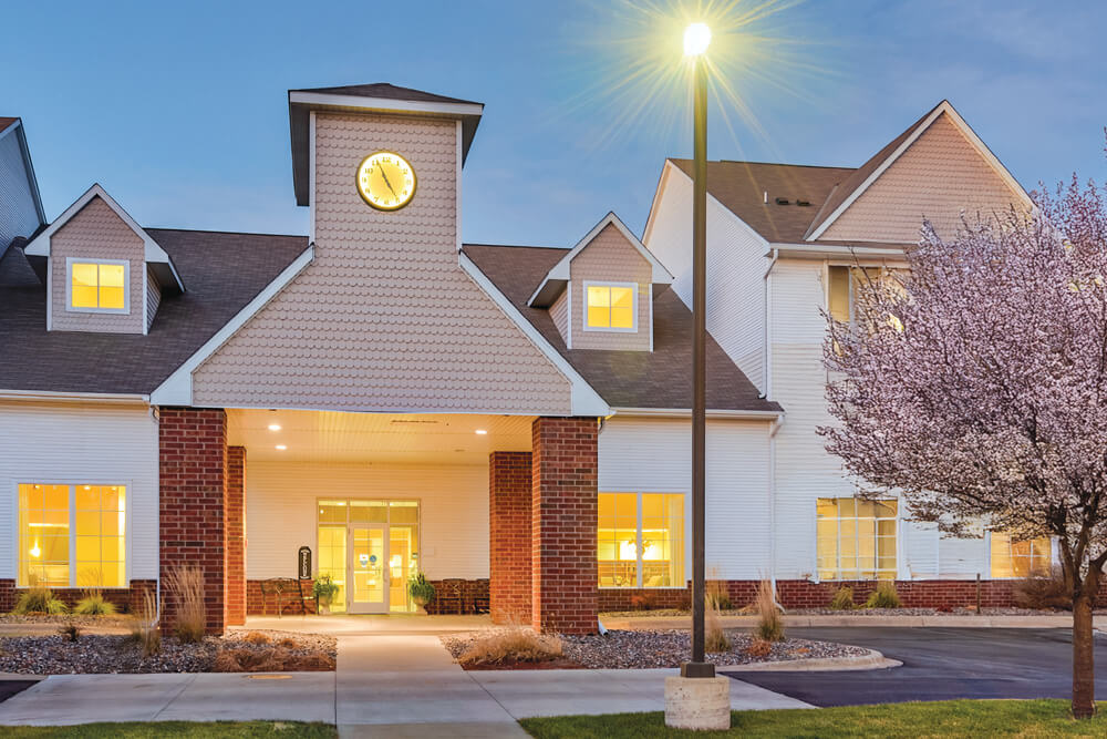 Amira Choice Champlin front entrance